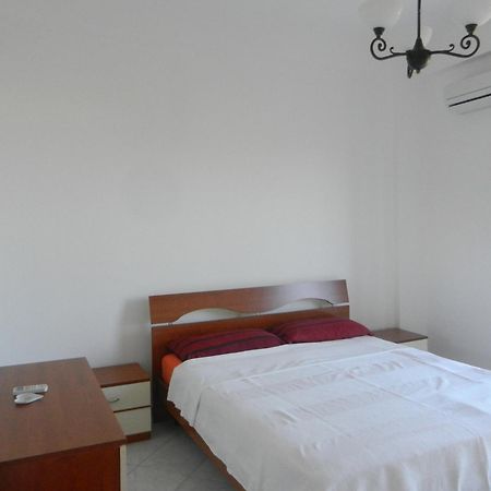 Leonardo Apartment Capaci Exterior photo